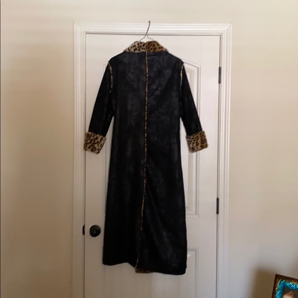 Overcoat - Picture 3 of 3